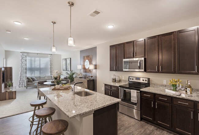 Cocina - The Pendleton at Cranberry Woods