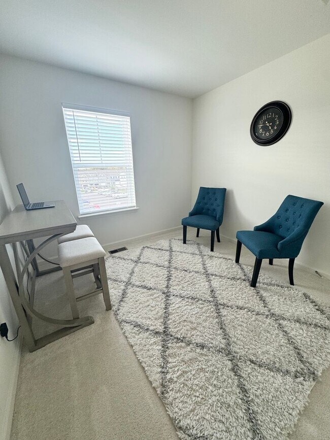 Foto del edificio - 229 Clifton Mnr