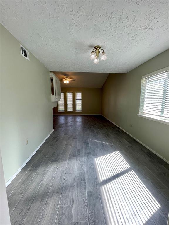 Building Photo - 8523 Redcliff Rd