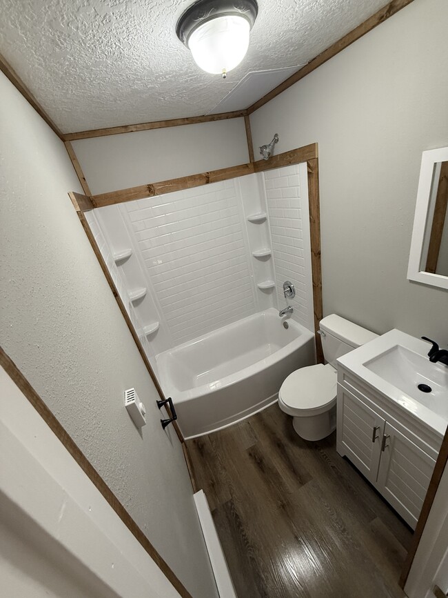 Building Photo - 25515 Nugget Dr