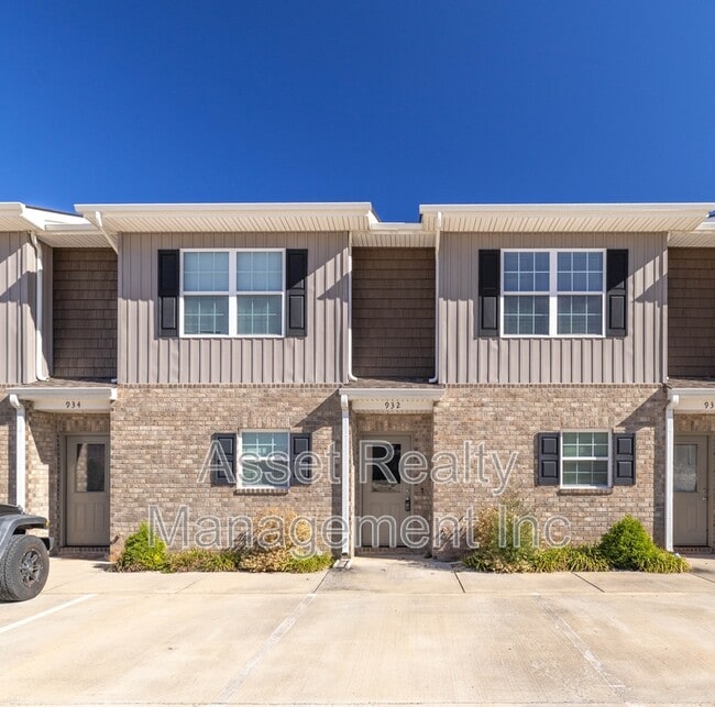 Photo - 932 Warrior Hill Dr Apartment