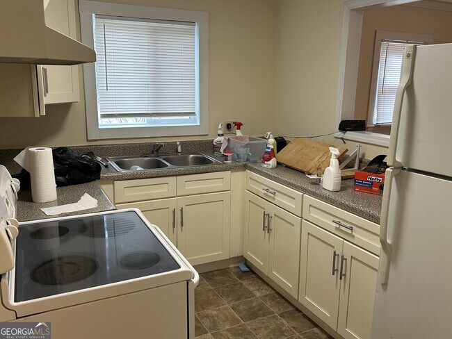 Foto del edificio - 201 Mt Moriah Rd