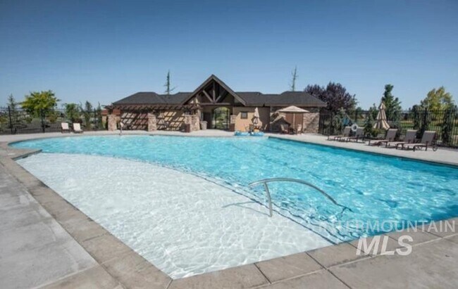 Foto del edificio - 5742 W Stadium Ln