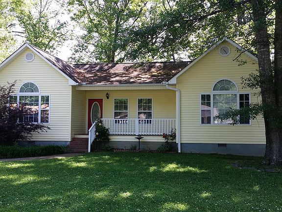 Primary Photo - BEAUTIFUL AND SWEET FAMILY HOUSE in Woodall