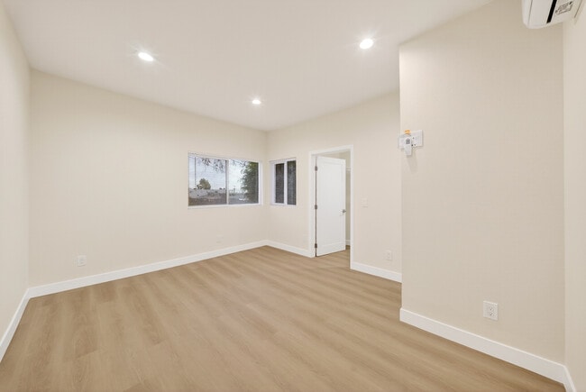 Foto del edificio - 3441 Drew St