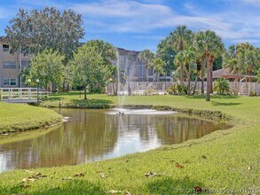 Building Photo - 5041 W Oakland Park Blvd