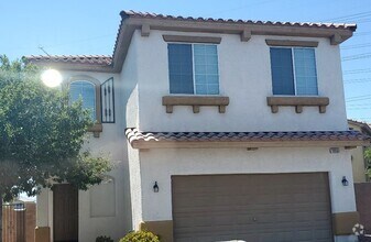 Building Photo - 10561 Allegrini Dr