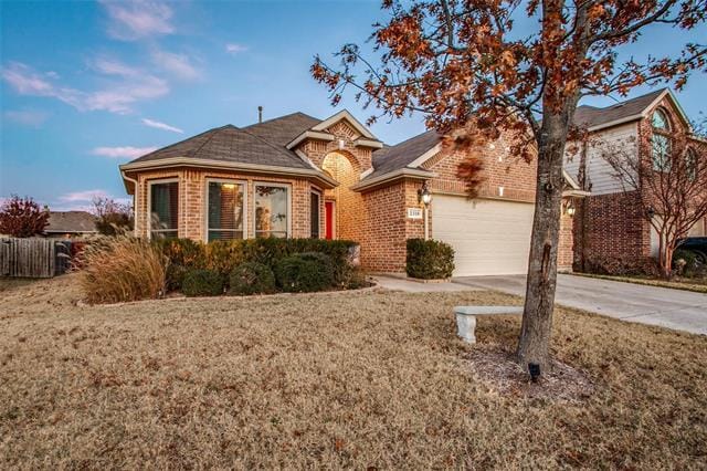 Foto del edificio - 2318 Sparrow Dr