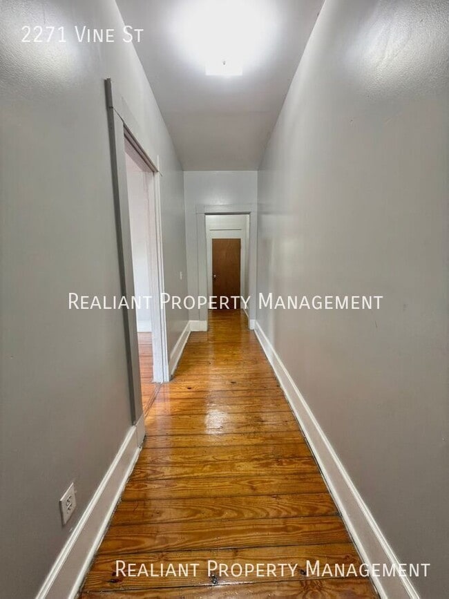 Photo - 2271 Vine St House