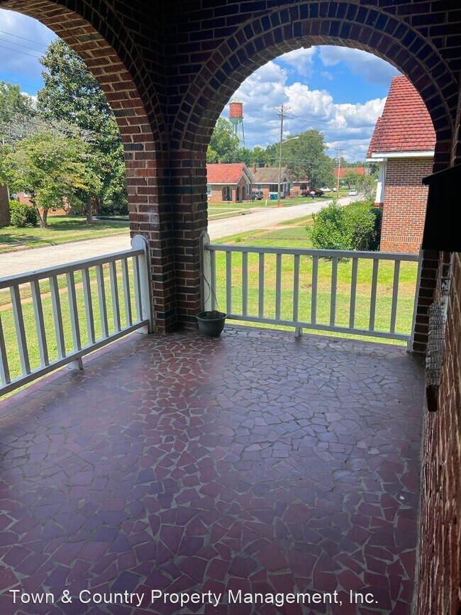 Foto del edificio - 2 br, 1 bath House - 505 Bolt Ave