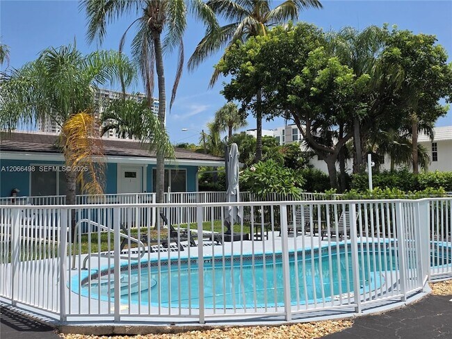 Foto del edificio - 509 Hibiscus Ave