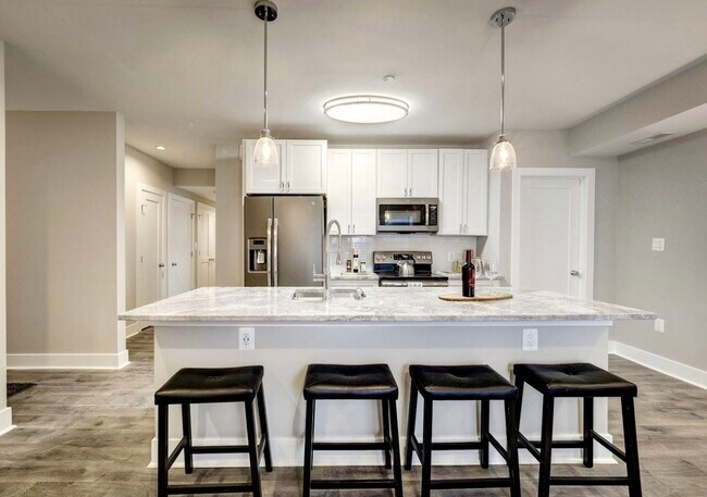 Foto del edificio - 1350 Nicholson St NW