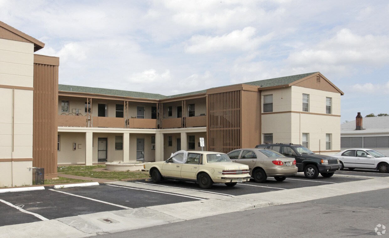 Building Photo - 535-537 18th St, West Palm Beach