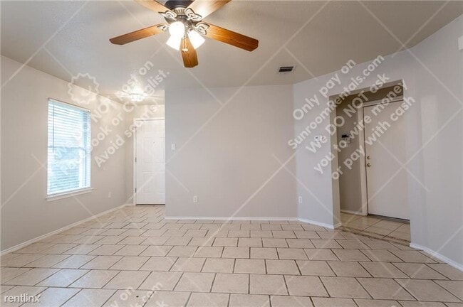 Building Photo - 3 br, 2 bath House - 1030 Moser Riv