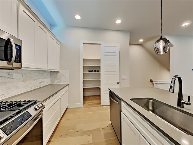 Foto del edificio - 2741 Merrimac St