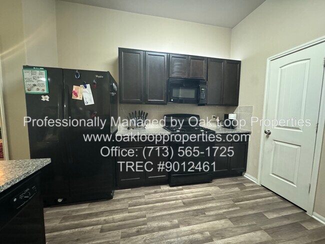 Building Photo - 21614 Alexandria Forest Ct