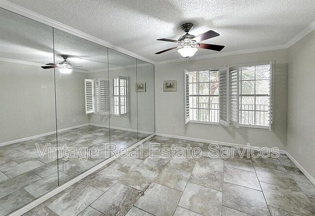 Building Photo - 3261 Haviland Ct