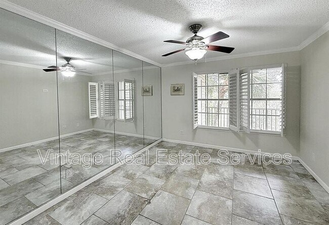 Foto del edificio - 3261 Haviland Ct