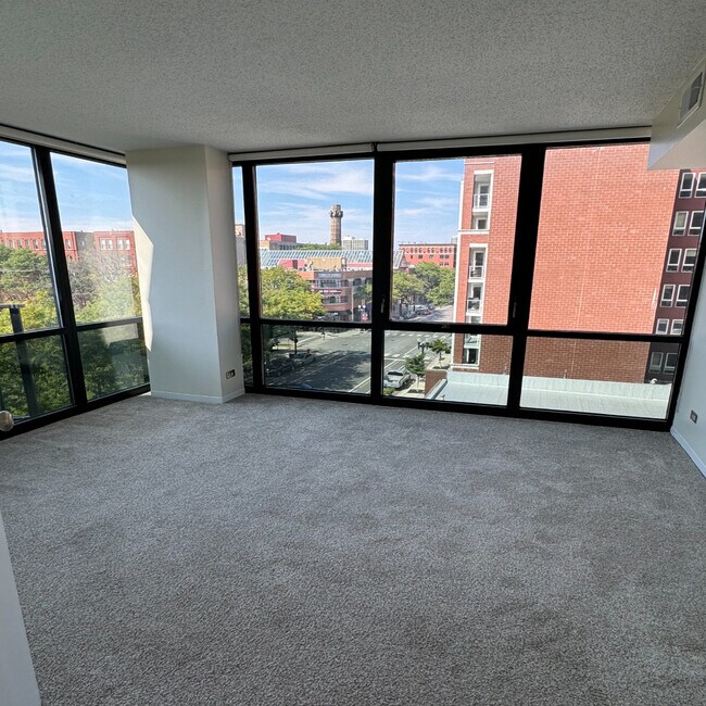 Foto del edificio - 1309 N Wells St