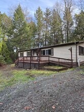 Building Photo - 201 Lind Rd