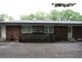 Foto del edificio - 1075 NW 7th Ave