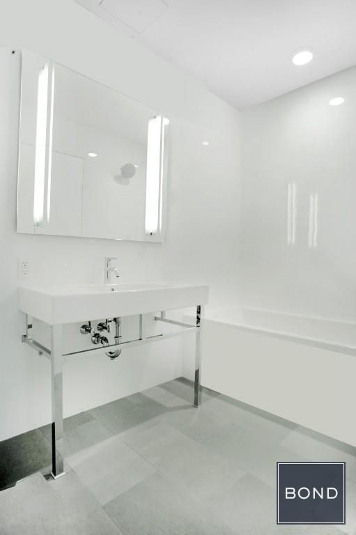 Building Photo - 45 India St