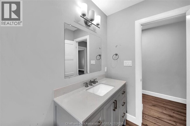 Building Photo - 25 Orchard Heights Dr