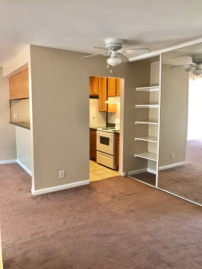 Foto del edificio - 1 Bedroom 1 Bath Condo in Hayward -- Coming Soon!!!