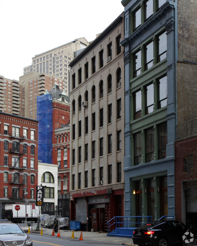 Foto del edificio - 1 Worth St