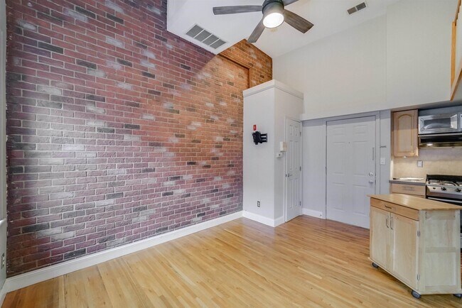 Foto del edificio - 519 Monroe St