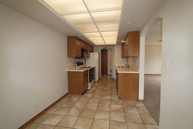 Building Photo - 6415 Elm St