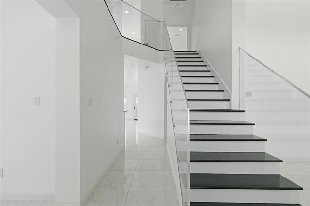 Foto del edificio - 5001 Spicewood Dr