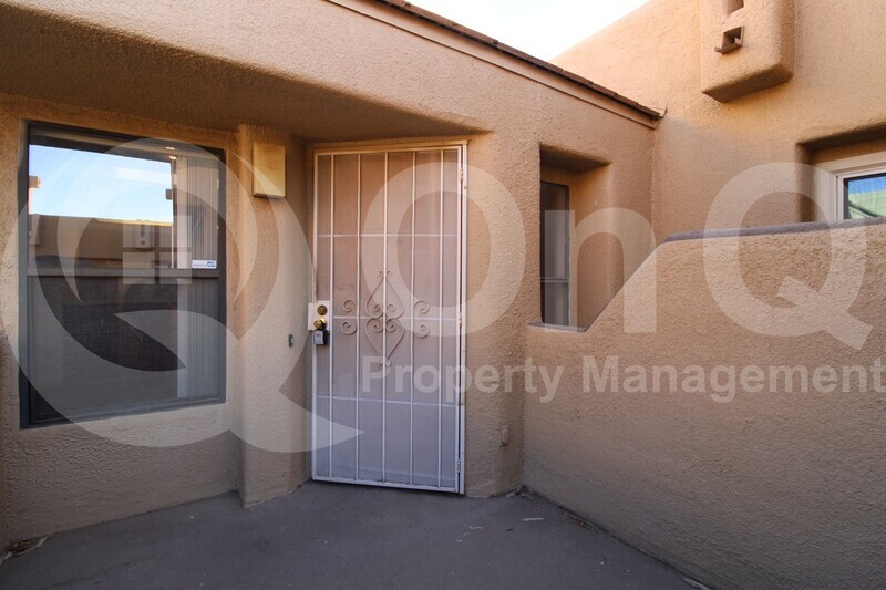 Foto principal - 1432 W Emerald Ave
