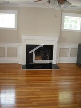 Building Photo - 132 Arlington St