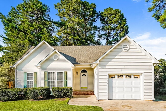 Building Photo - 7137 Spanglers Spring Way