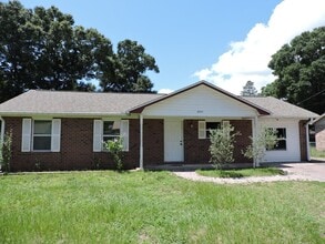 Building Photo - 6537 Sinclair St