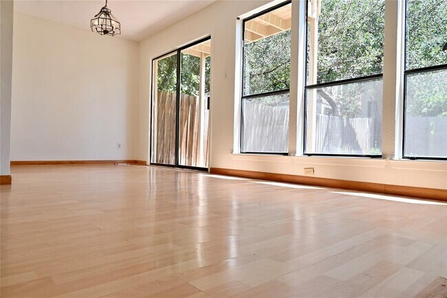 Foto del edificio - 13356 Water Oak Ln