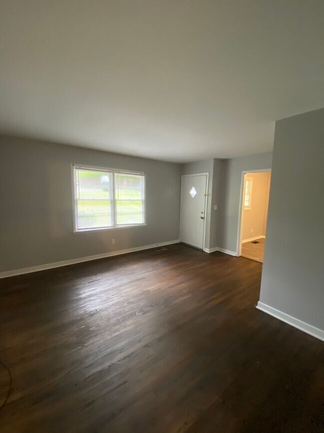 Foto del edificio - 1376 5th Pl NW