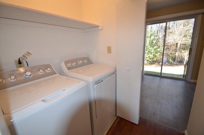 New Washer/Dryer - 1117 Surry Ln