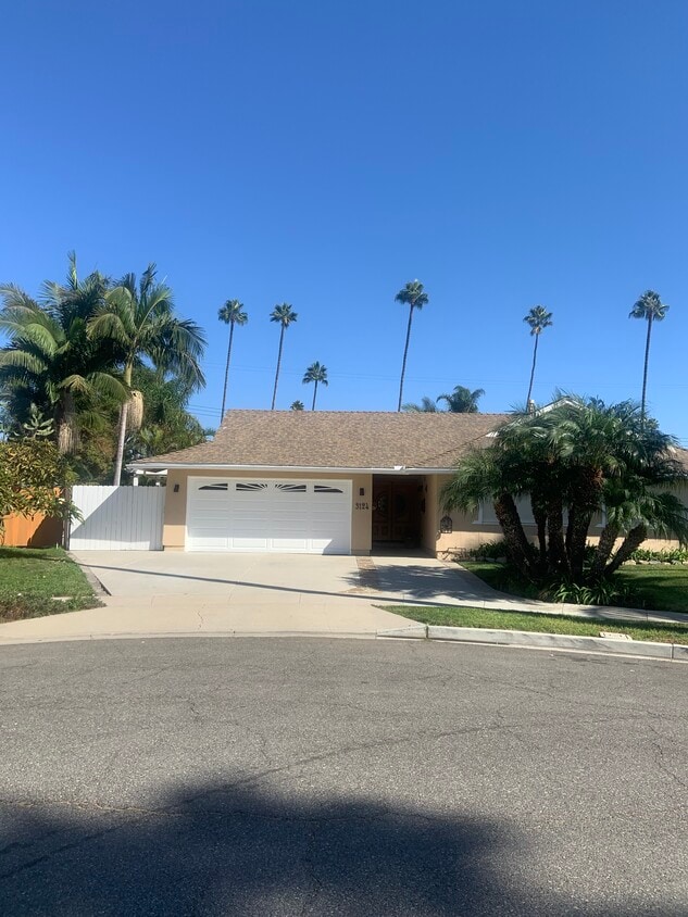 Foto principal - 3124 Monroe Way