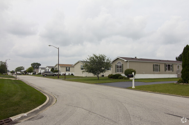 Building Photo - Pheasant Lake Estates