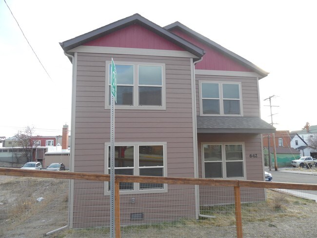 Foto del edificio - 642 W Granite St