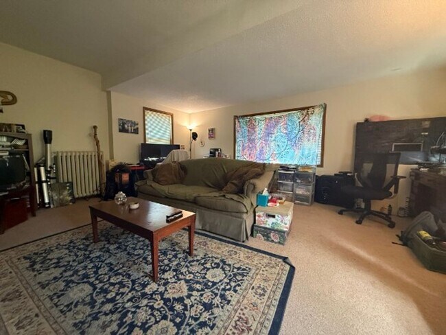 Foto del edificio - 813 N Capitol Heights