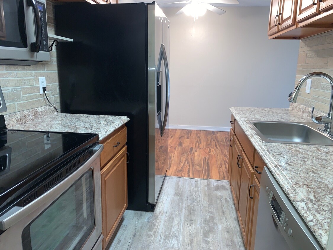 Primary Photo - 12968 Nicollet Ave