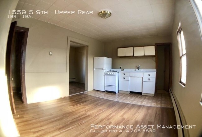 Building Photo - 1 bedroom in Milwaukee WI 53204