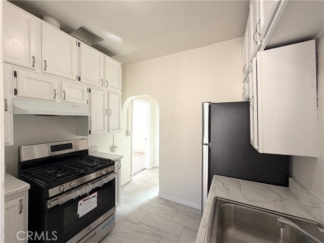 Building Photo - 5036 Denker Ave