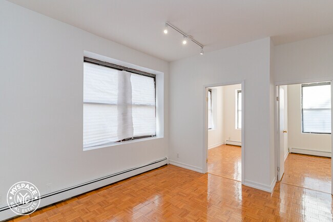 Foto del edificio - 607 Greene Ave