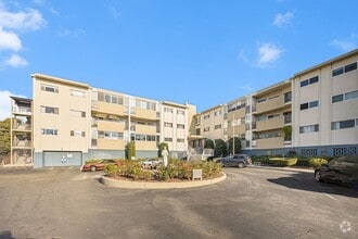 Building Photo - 2137 Otis Dr