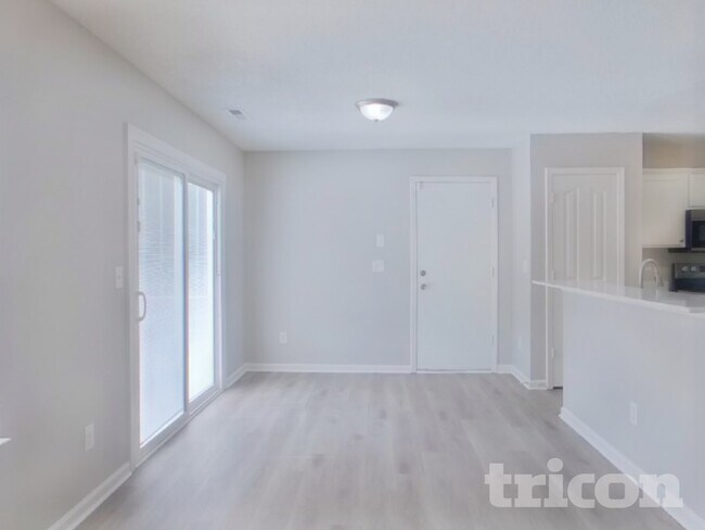 Foto del edificio - 10527 Madison Park Dr