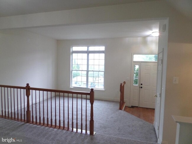 Building Photo - 822 Ferndale Terrace NE